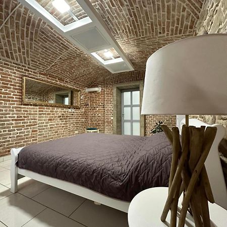 2Х Кім-Й Loft На Площі Філармонії By Willox Appartement Tsjernivsi Buitenkant foto