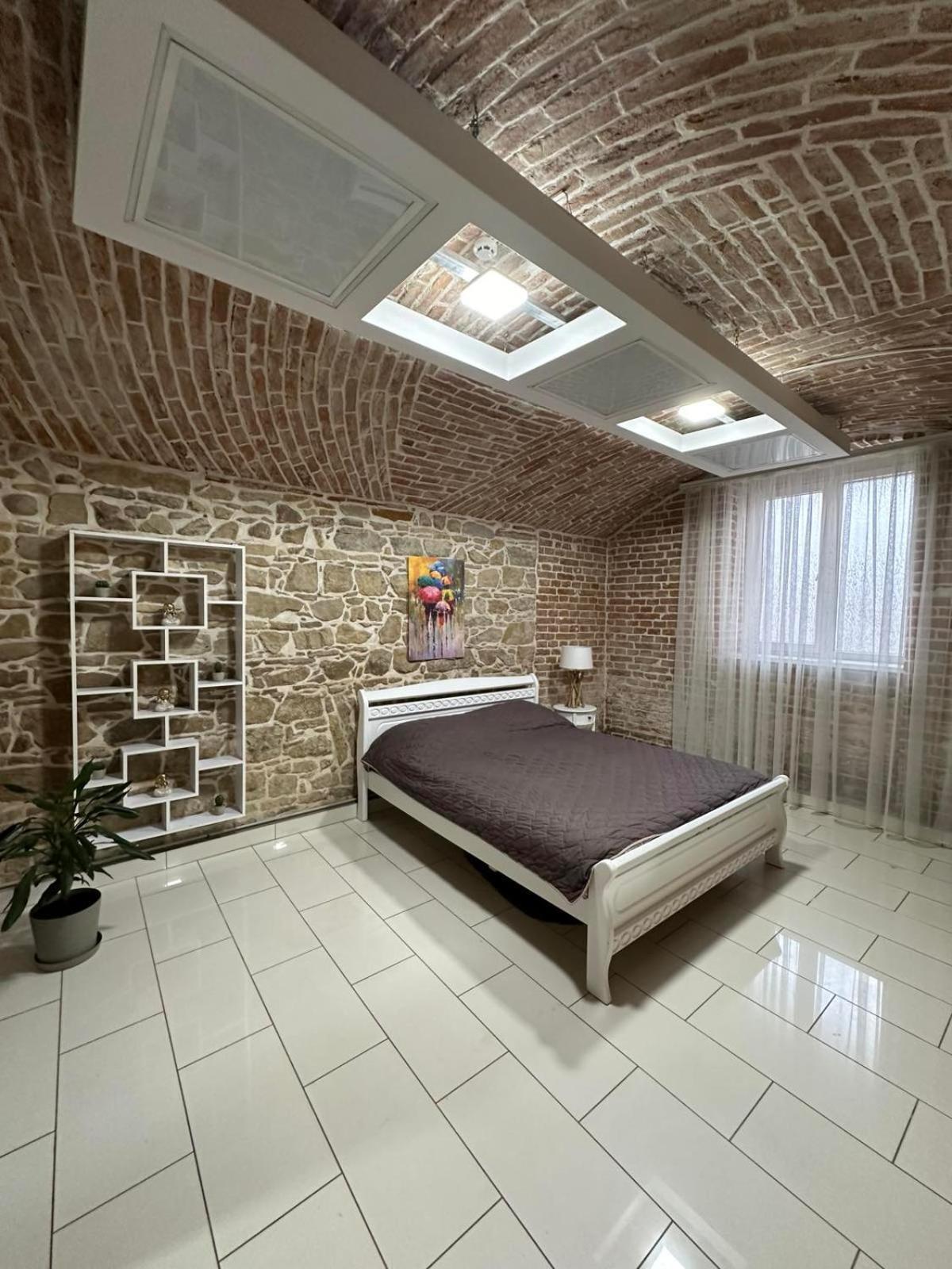 2Х Кім-Й Loft На Площі Філармонії By Willox Appartement Tsjernivsi Buitenkant foto